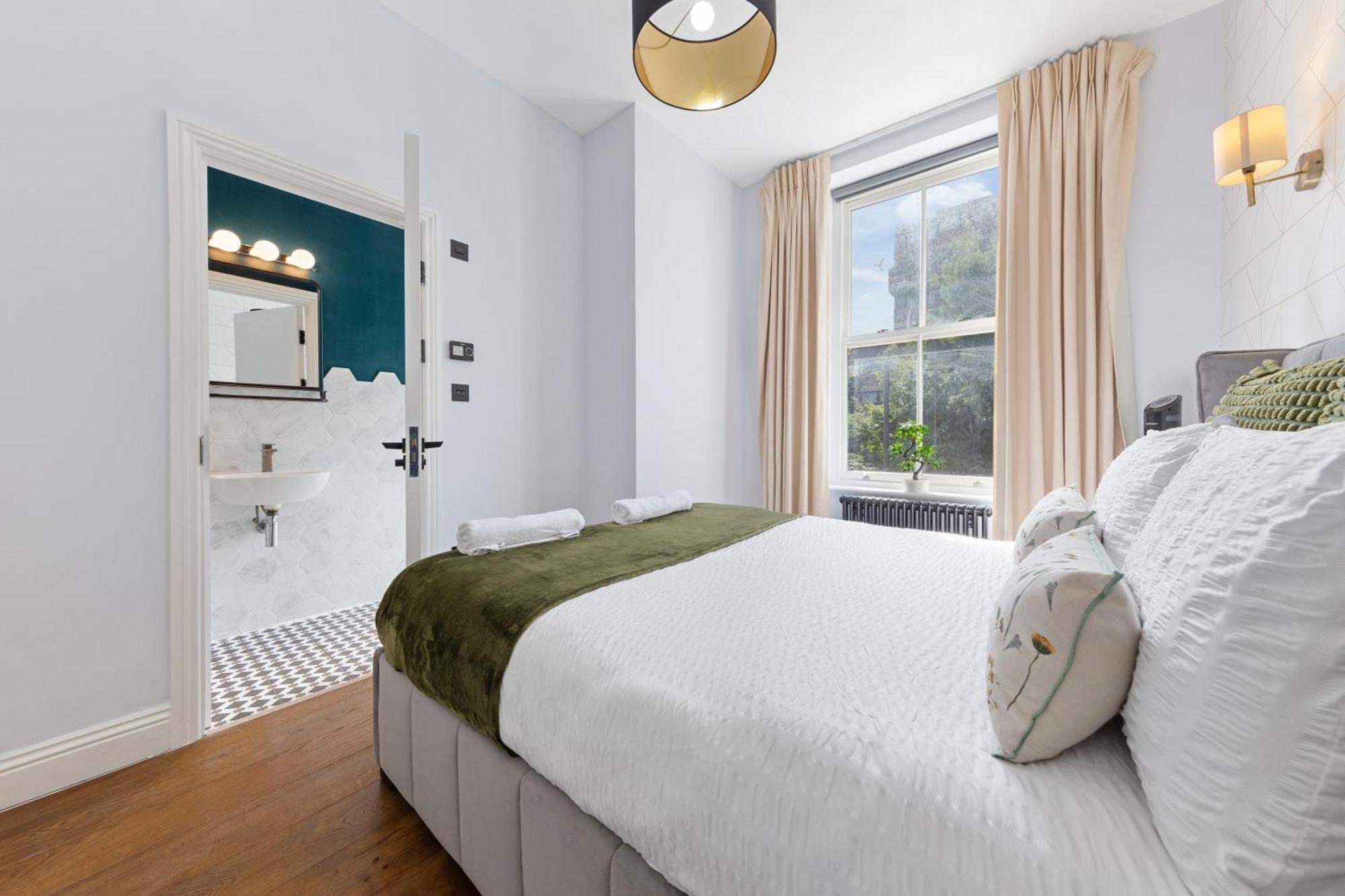 Comfort 2bedroom, 2bathroom With Ac Apartment London